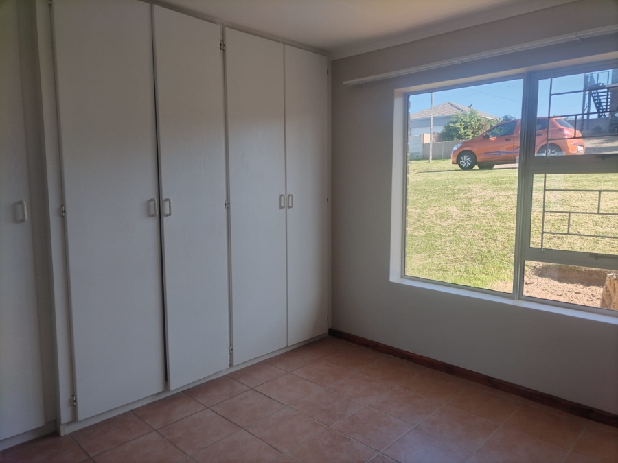 To Let 3 Bedroom Property for Rent in Dana Bay Western Cape